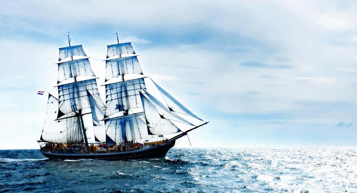 Tall Ship Morgenster sailing in the Caribbean