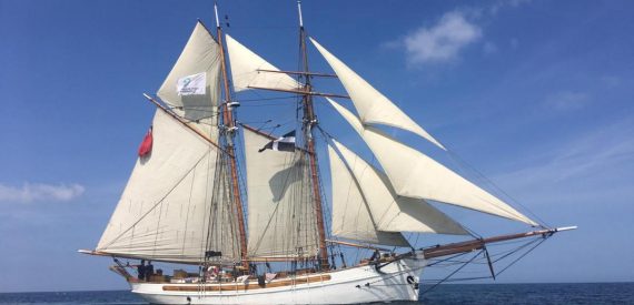 Sailing on Anny of Charlestown with Classic Sailing
