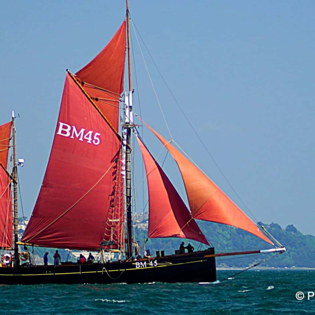 Sailing holidays on Pilgrim with Classic Sailing