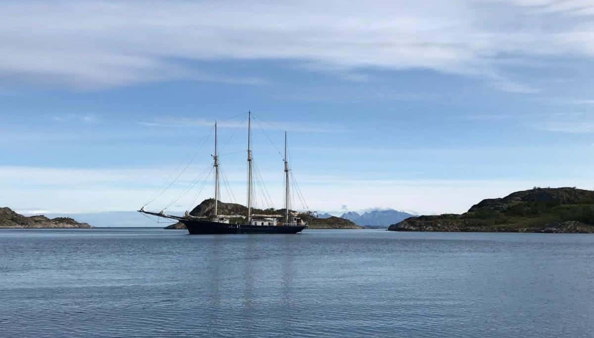 sailing blue clipper in Scotland