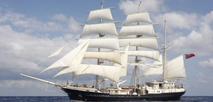 Sail on Tall ship Tenacious with Classic Sailing