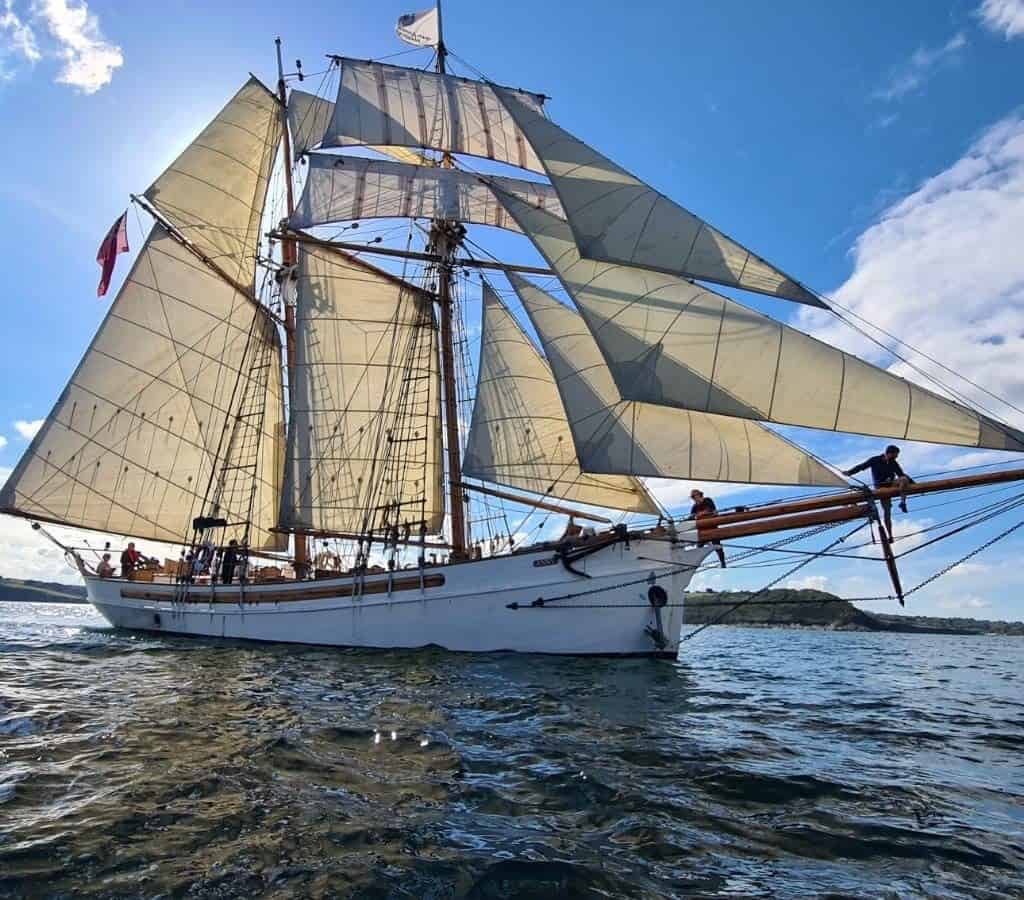 Sailing on Anny of Charlestown with Classic Sailing