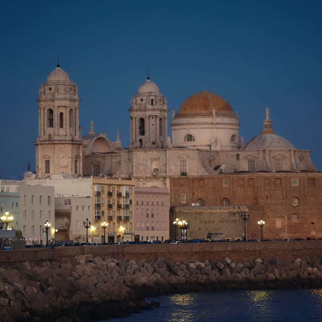 Sailing holidays to and from Cadiz