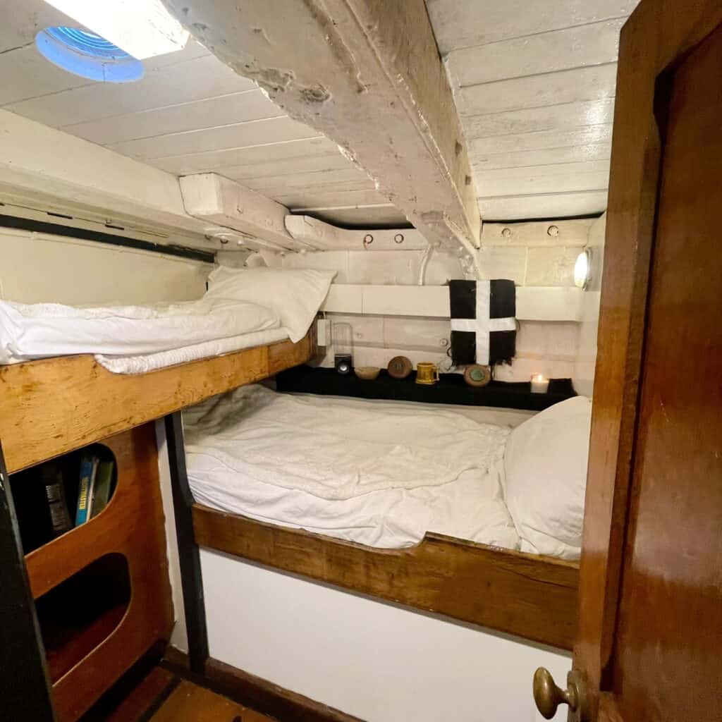 Phoenix guest cabin for sailing adventures with classic sailing