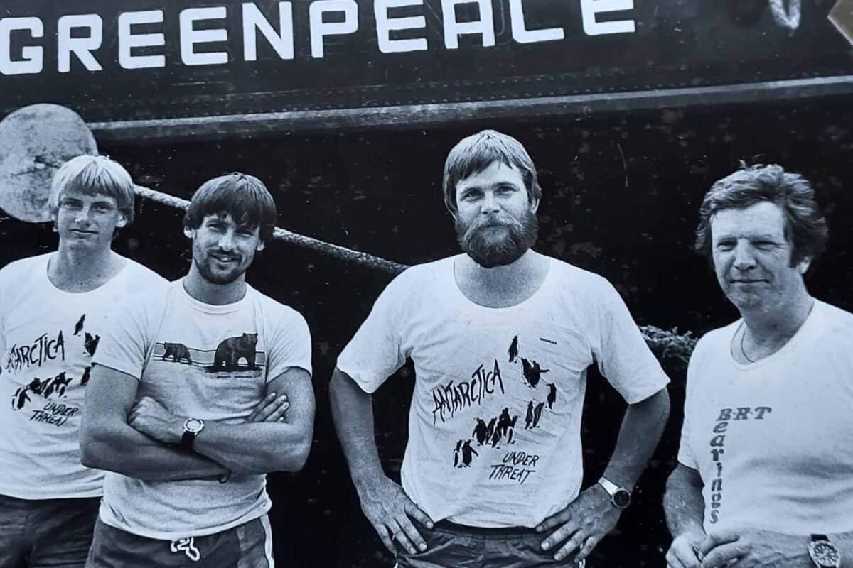 The late author and Explorer Kit Mayers about to set off on the first Greenpeace mission to Antarctica. With Ian Balmer Gerry Johnson and Ralph John 1986.