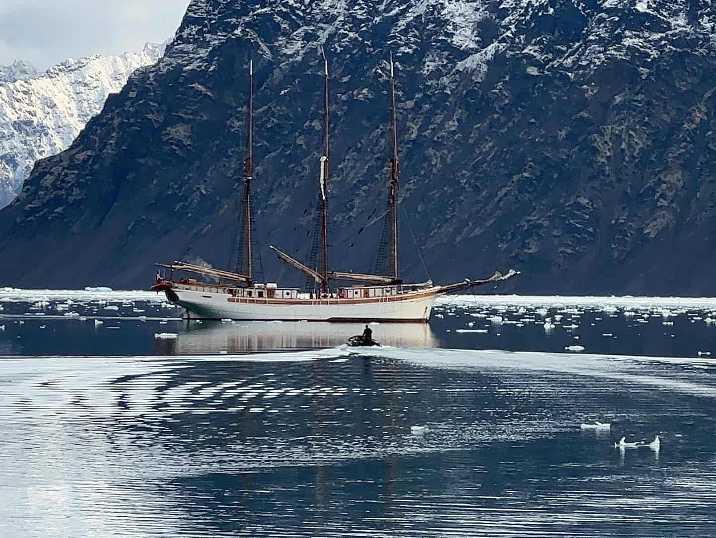 tall ship linden - arctic classroom