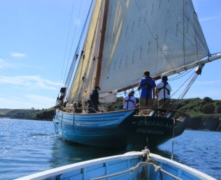 tacking in light winds on tallulah in helford river